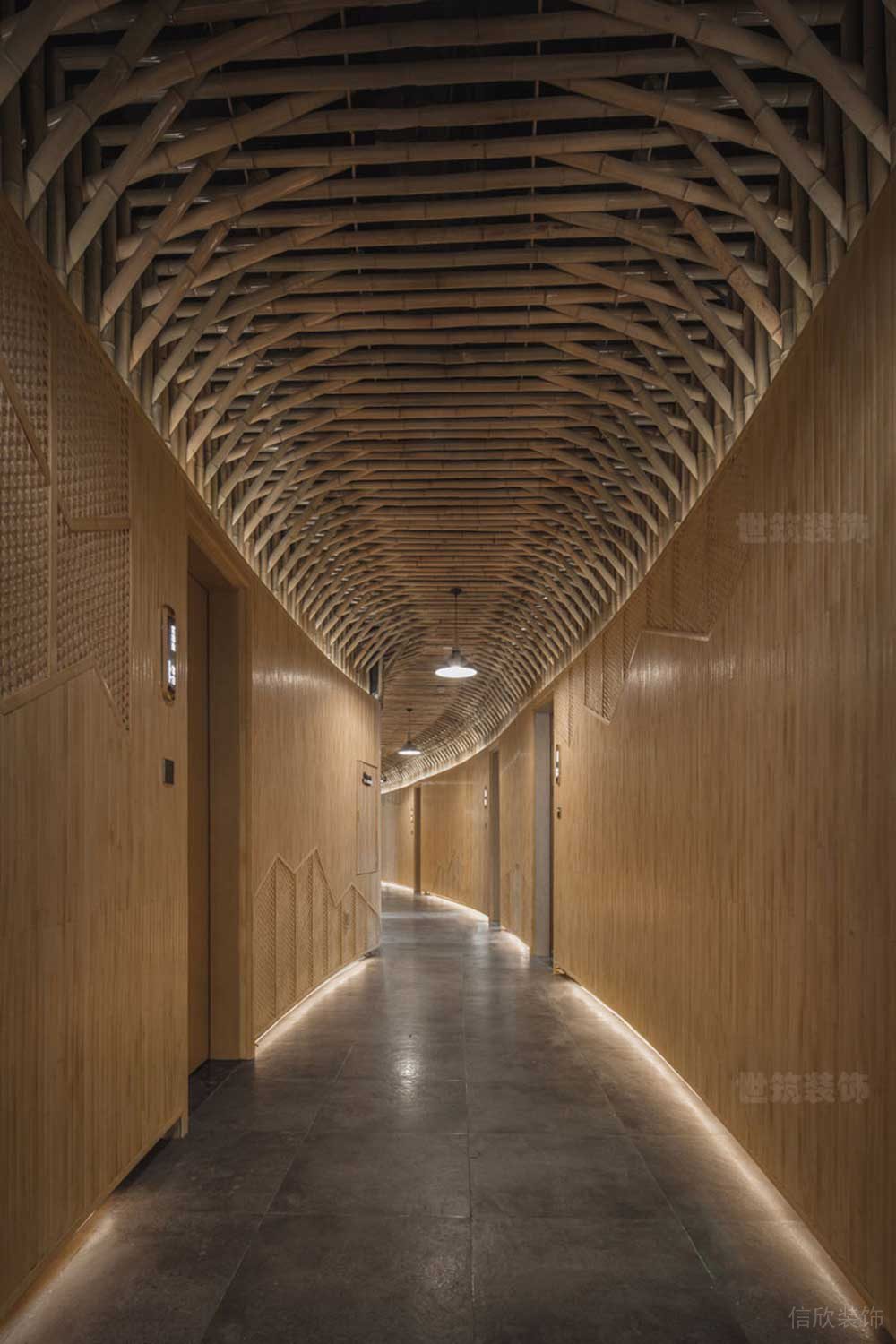 北歐工業(yè)風辦公場景過道空間裝修圖