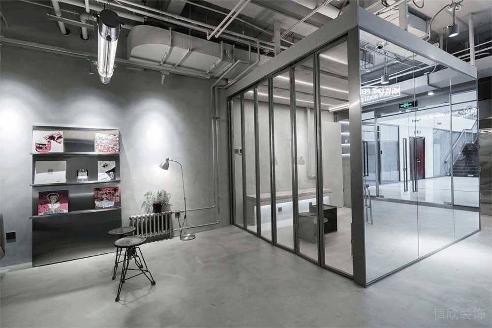 工業(yè)風辦公場所案例休閑區(qū)設計裝修圖