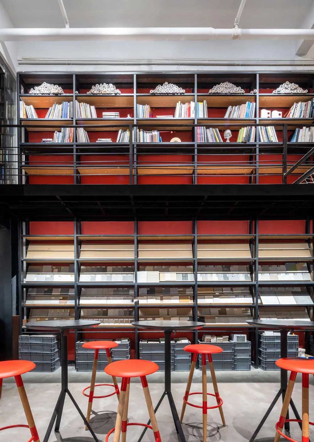 工業(yè)風(fēng)辦公空間休閑閱覽室裝修圖