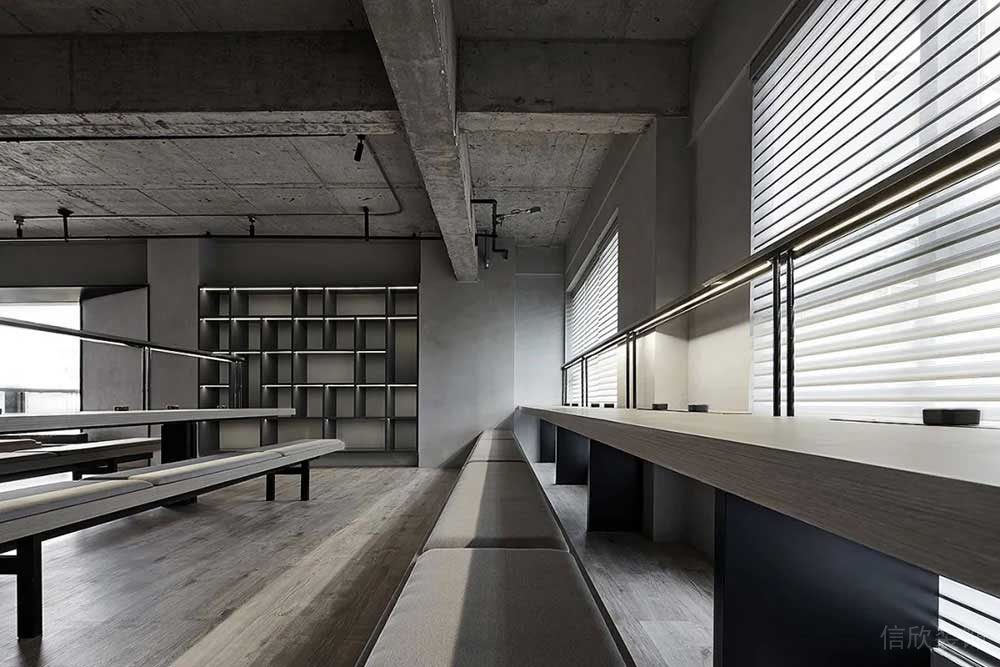 工業(yè)風(fēng)辦公空間員工休息廳裝修圖