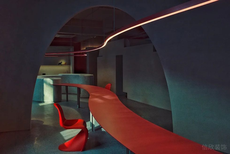 工業(yè)風(fēng)商務(wù)辦公室特色休閑區(qū)裝修圖