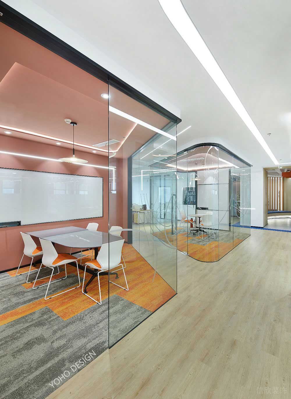 現(xiàn)代北歐風格辦公空間過廊設計裝修圖