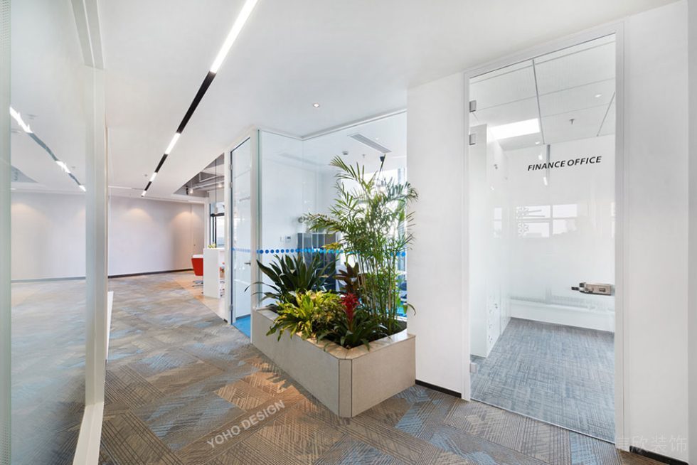 現(xiàn)代風格辦公場所過道區(qū)空間設計裝修圖