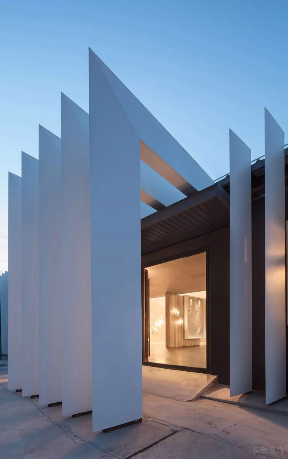 現(xiàn)代風(fēng)格辦公空間案例外立面門(mén)頭形象設(shè)計(jì)裝修圖