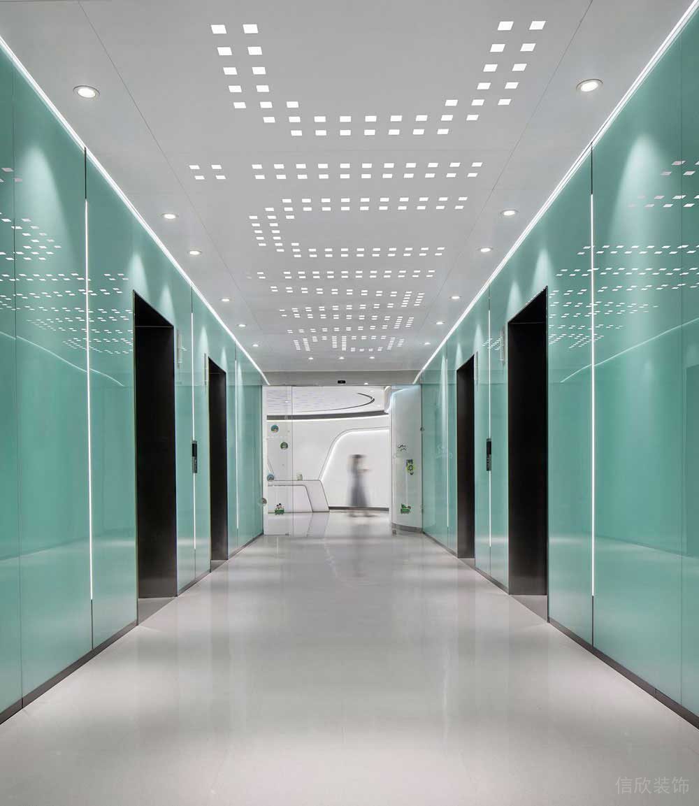 現(xiàn)代風(fēng)格辦公空間電梯走廊裝修圖