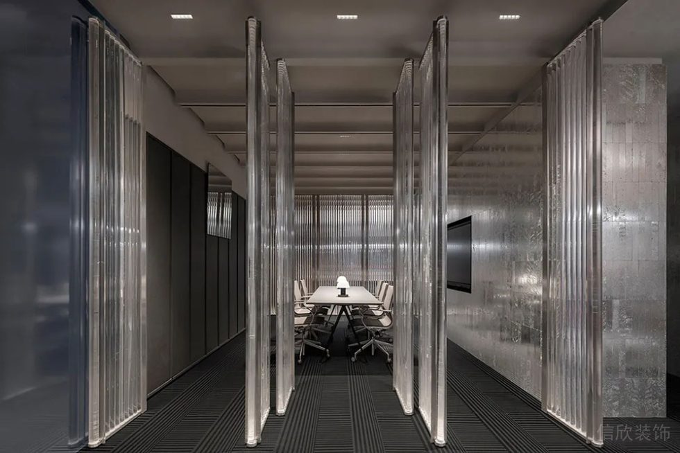 現(xiàn)代風(fēng)格辦公空間會議室設(shè)計裝修圖