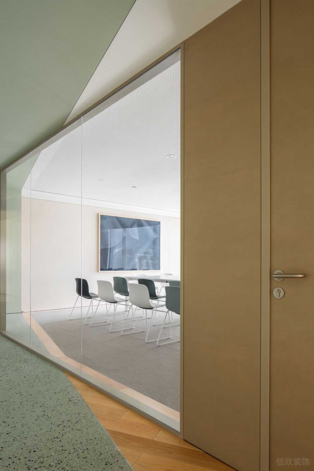 現(xiàn)代風(fēng)格辦公室工作洽談會(huì)議室裝修圖