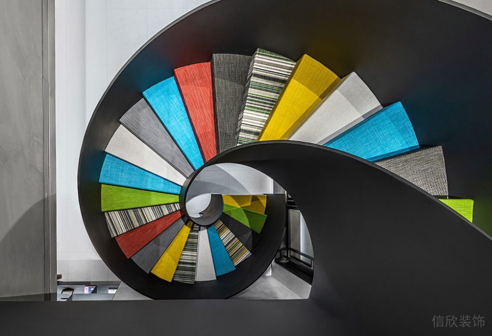 現(xiàn)代風(fēng)格辦公室項(xiàng)目樓梯空間設(shè)計(jì)裝修圖