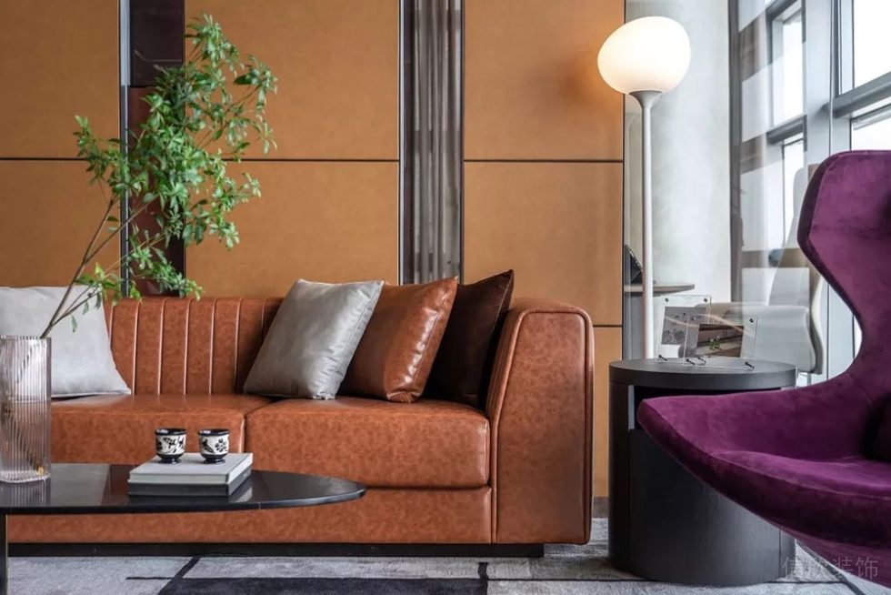 現(xiàn)代風格商務辦公場所接待區(qū)設計裝修圖