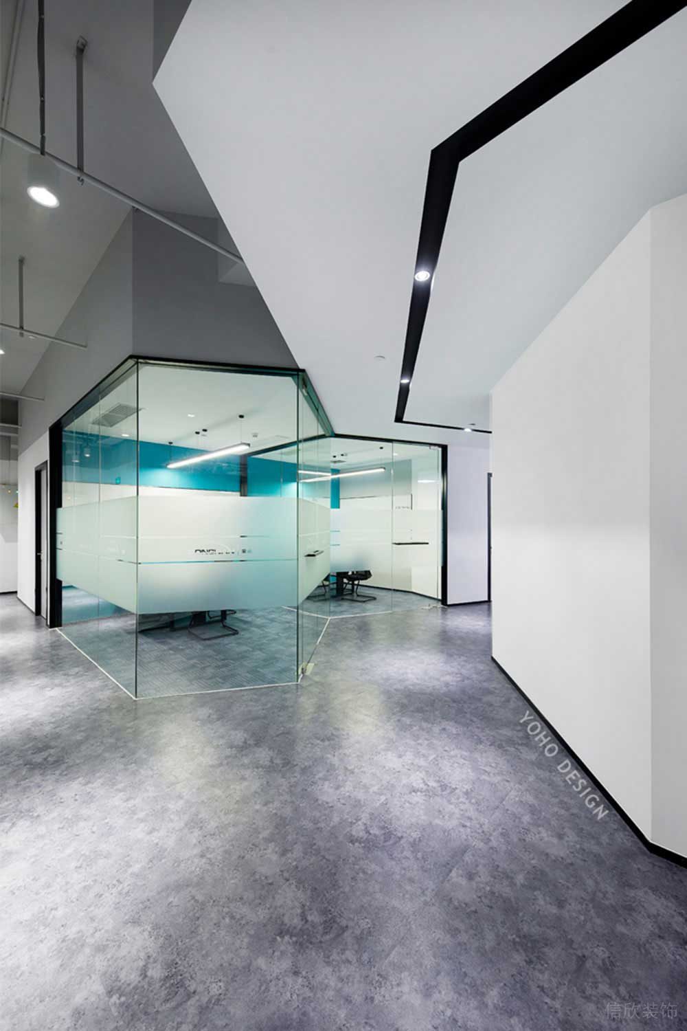 現(xiàn)代風(fēng)格商務(wù)辦公場(chǎng)所走廊設(shè)計(jì)裝修圖