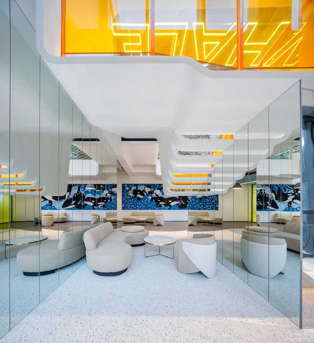 現(xiàn)代風(fēng)格商務(wù)辦公空間貴賓接待區(qū)裝修圖