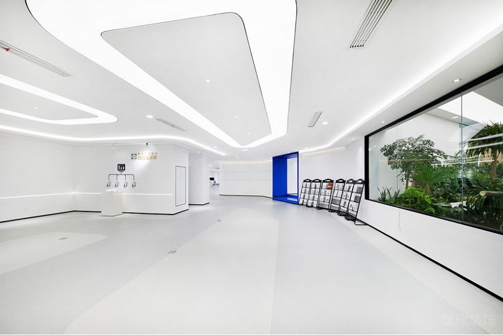 現(xiàn)代風格商務辦公空間廊廳設計裝修圖