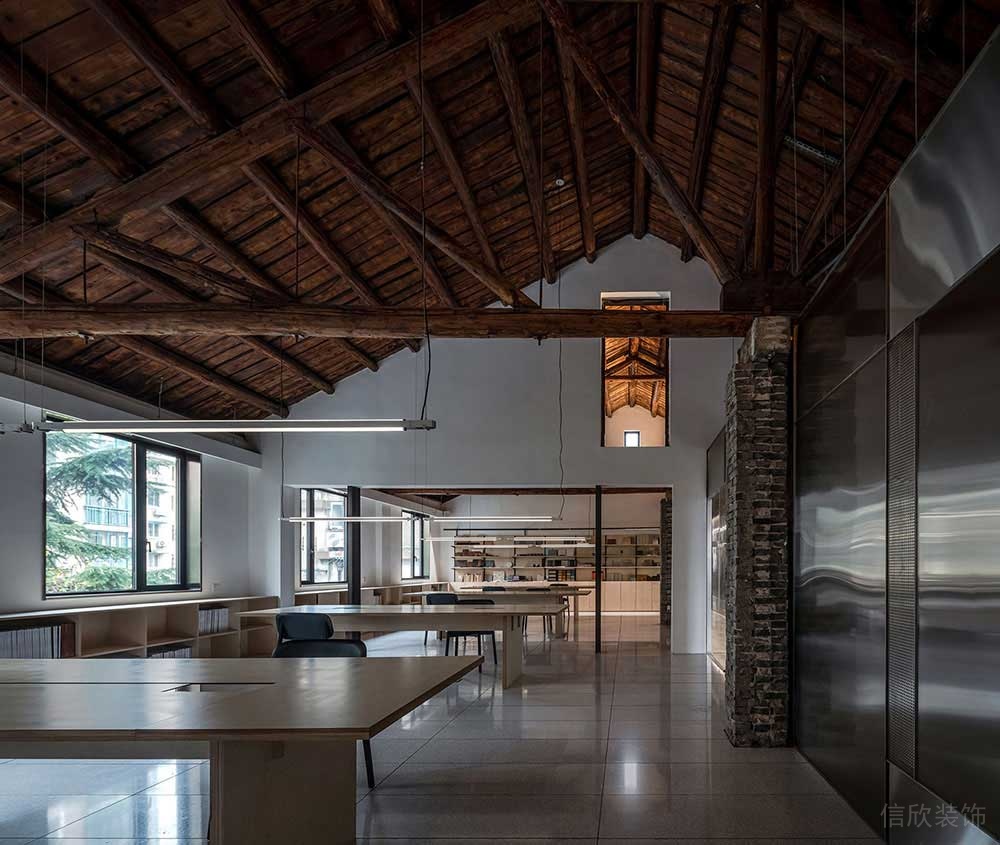 現(xiàn)代工業(yè)風(fēng)辦公室休閑閱覽區(qū)設(shè)計(jì)裝修圖