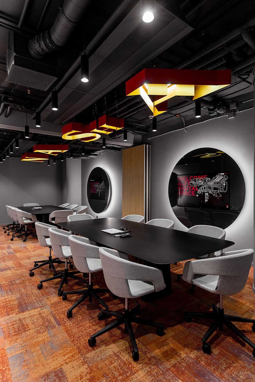 現(xiàn)代工業(yè)風(fēng)公共辦公室工作洽談區(qū)裝修圖