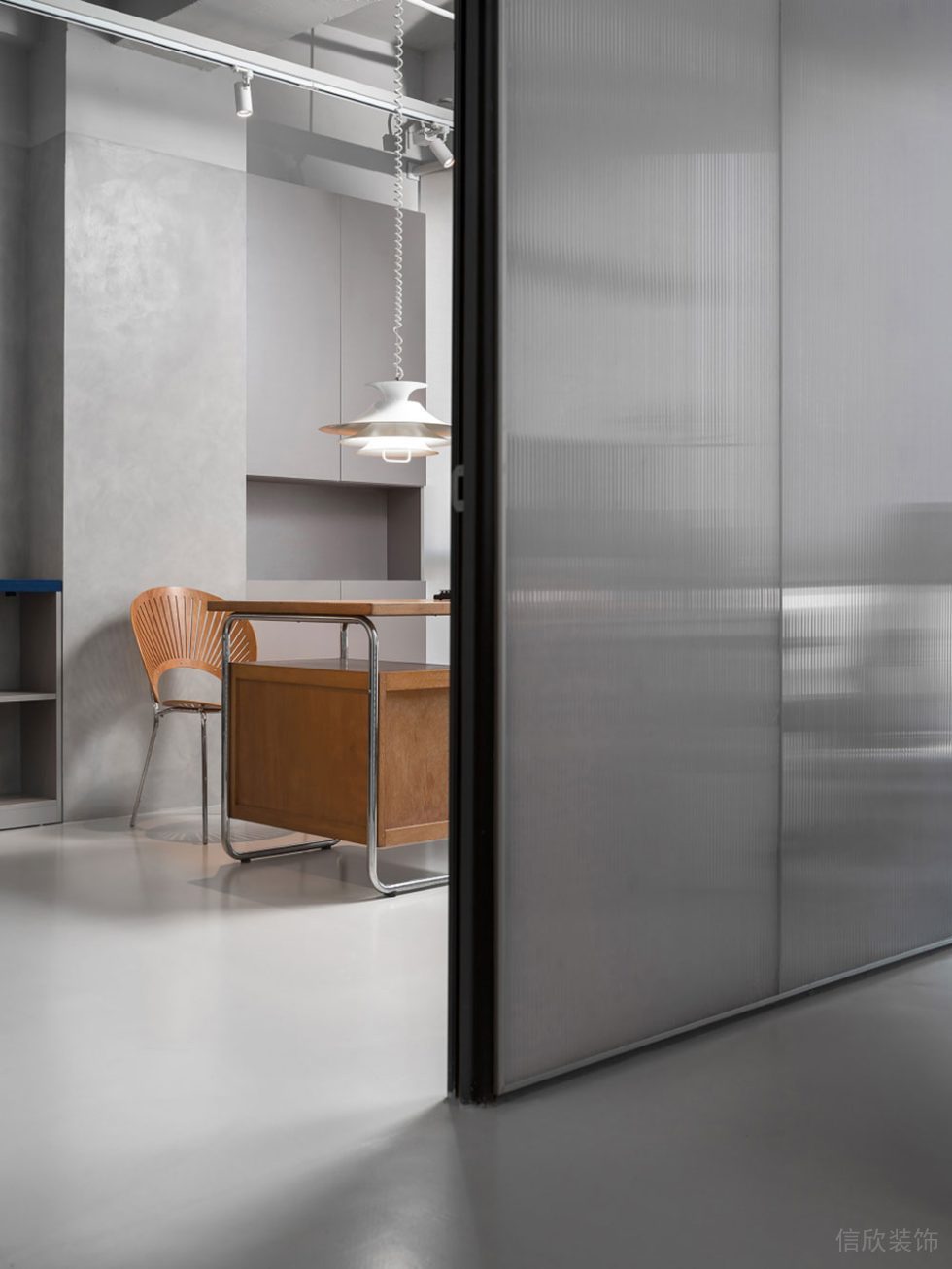 現(xiàn)代工業(yè)風(fēng)商務(wù)辦公空間主管辦公室設(shè)計(jì)裝修圖