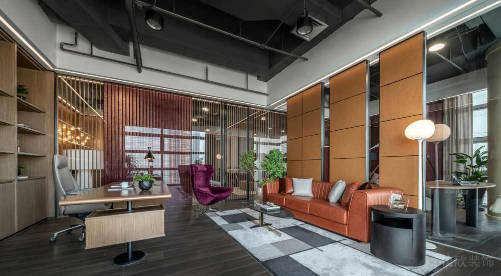 現代工業(yè)風商務辦公空間總經理辦公室設計裝修圖