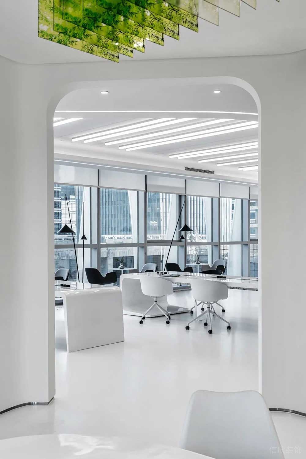 現(xiàn)代簡(jiǎn)約風(fēng)辦公空間案例過(guò)廊設(shè)計(jì)裝修圖