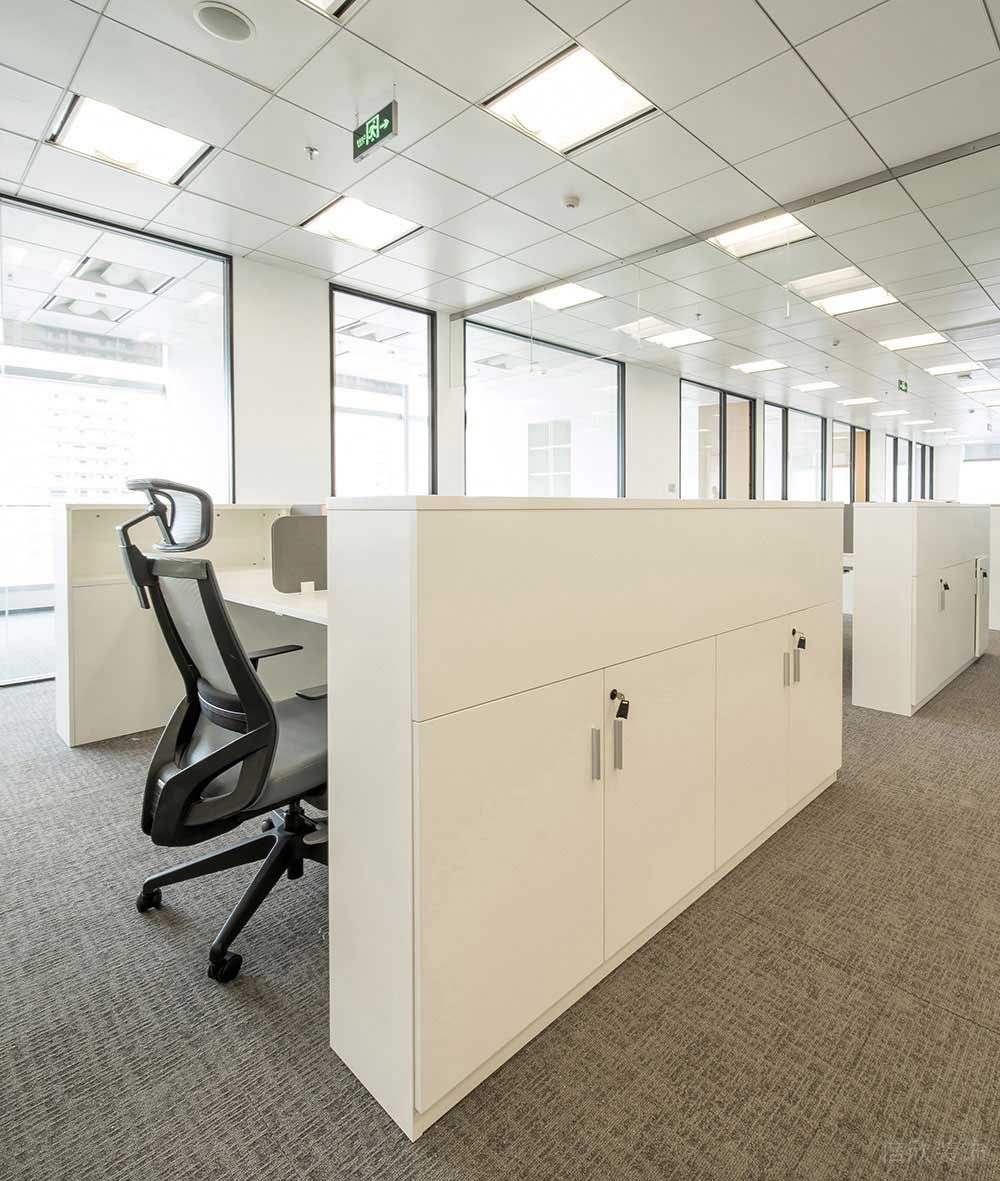 現(xiàn)代簡約風格辦公空間案例辦公區(qū)裝修圖