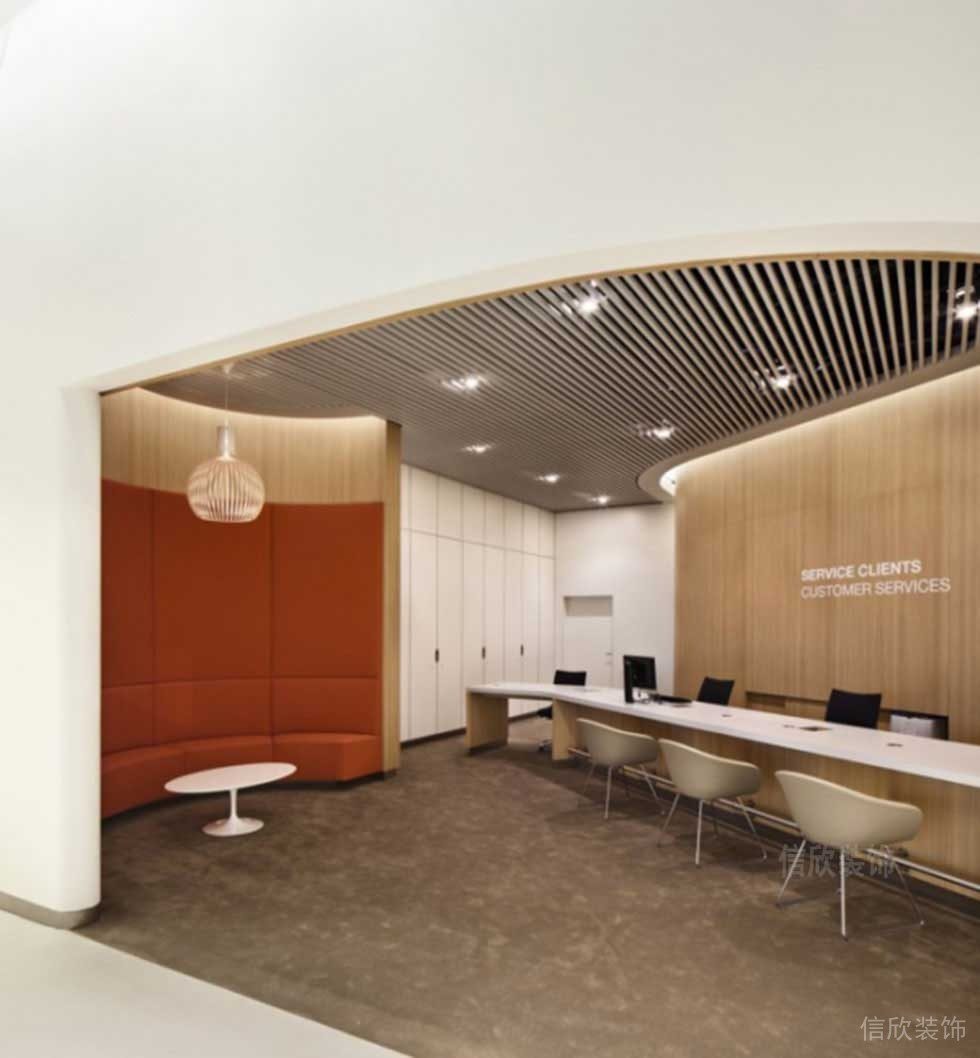 待客區(qū)沙發(fā)皮革墻體設(shè)計效果圖客服中心商場裝修原木風
