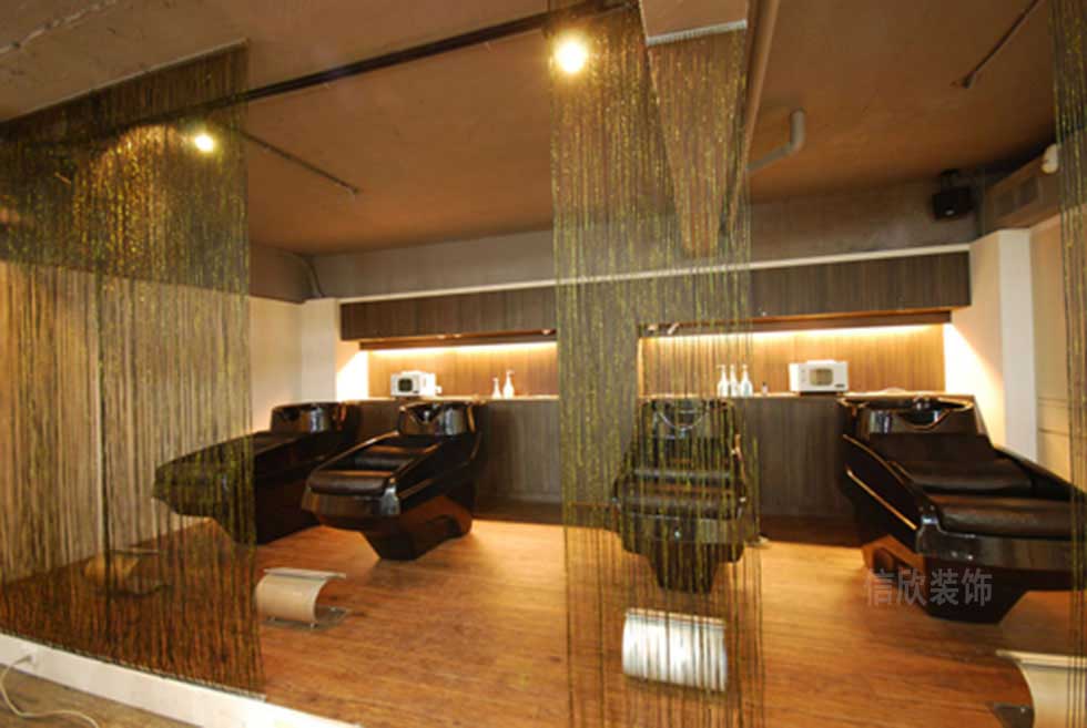 100平米復(fù)式美發(fā)店洗頭區(qū)裝修設(shè)計 100平米復(fù)式美發(fā)店洗頭區(qū)裝修設(shè)計