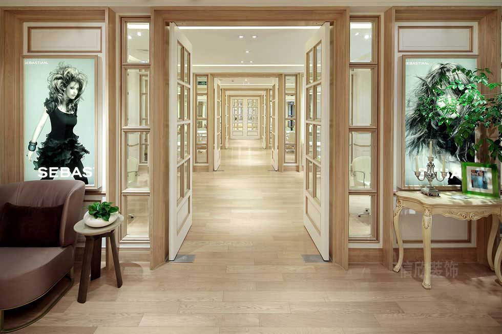 200平方簡(jiǎn)歐風(fēng)格美發(fā)店走廊裝修 200平方簡(jiǎn)歐風(fēng)格美發(fā)店走廊裝修