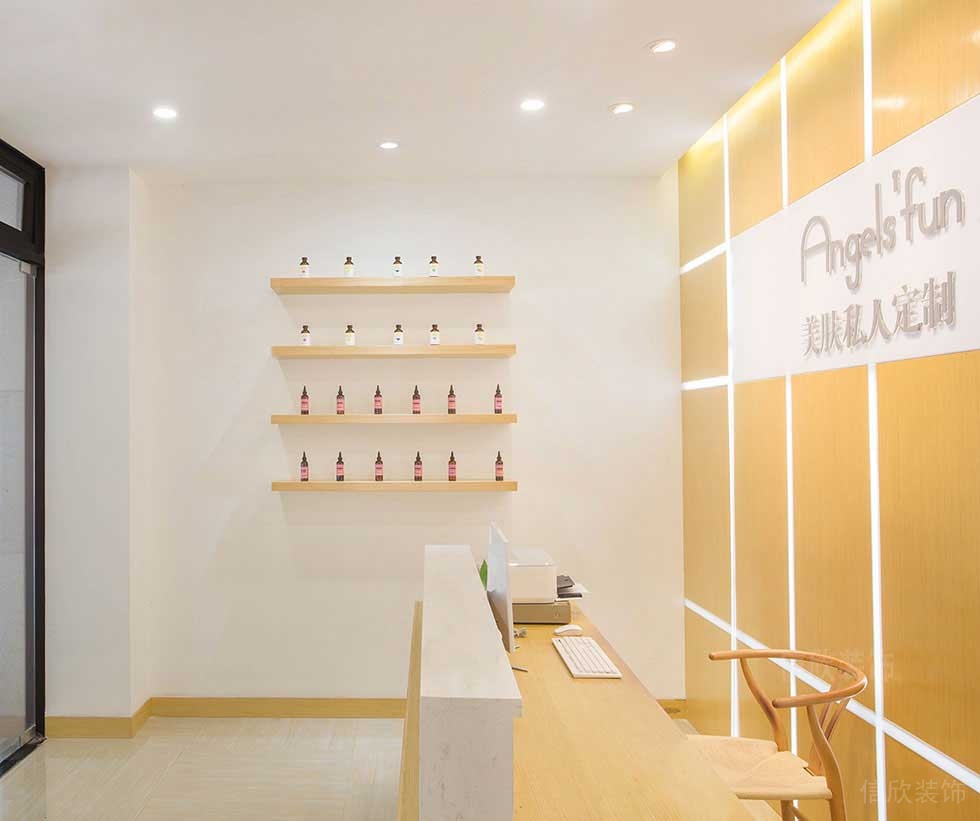 美容店裝修楓木原木形象墻效果圖