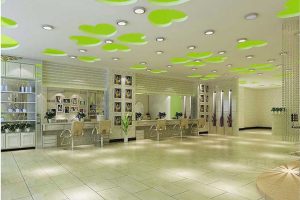 綠色四葉草天花創(chuàng)意吊頂設(shè)計(jì)綠色圖案發(fā)廊裝修發(fā)型設(shè)計(jì)店鋪裝修