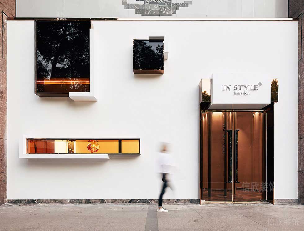 棕色門框裝修店鋪玻璃墻體設(shè)計效果圖