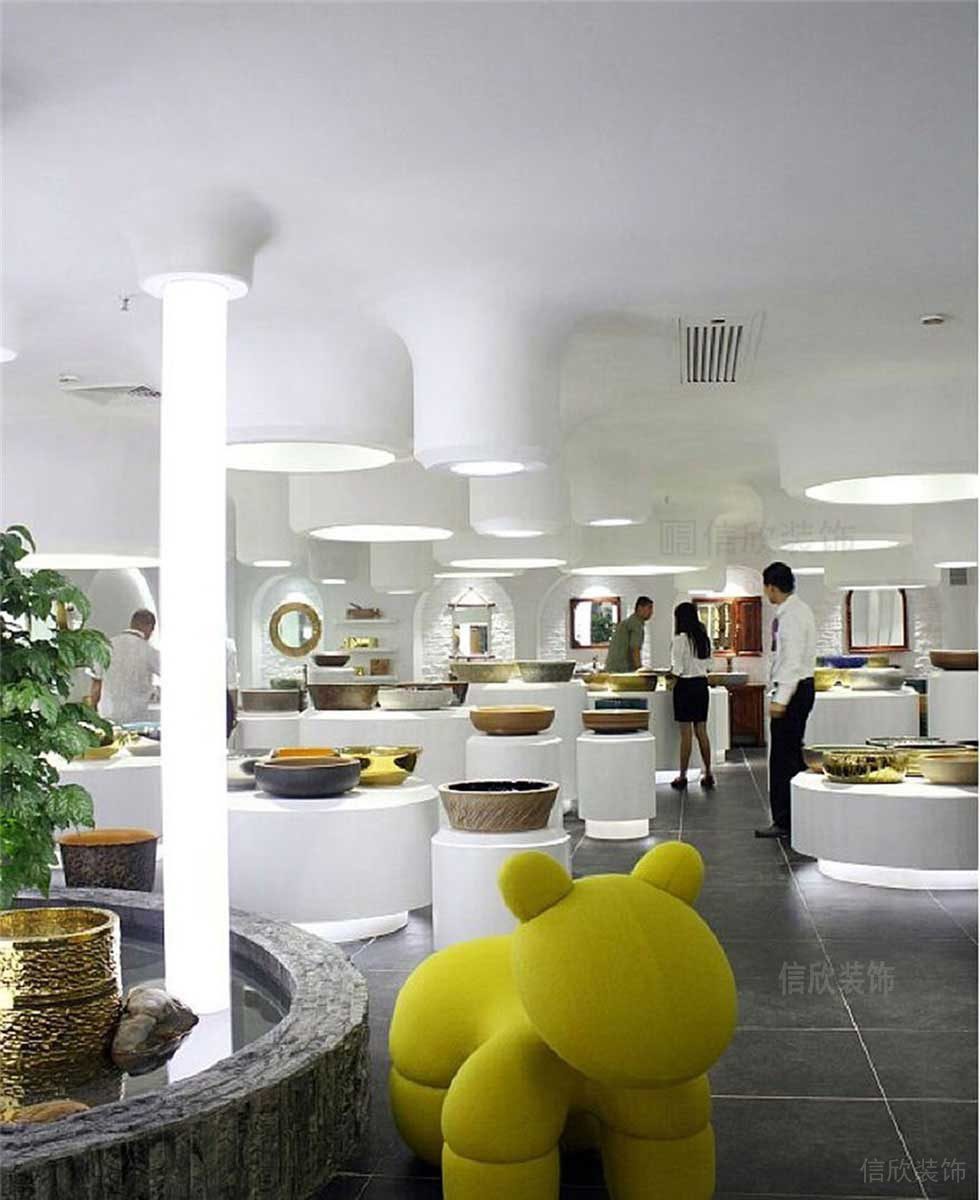 辦公室裝修設計效果圖產(chǎn)品展示區(qū)域天花墻柱創(chuàng)意設計中央空調