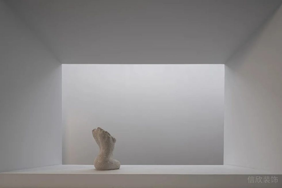 極簡(jiǎn)風(fēng)格辦公室前廳過(guò)道藝術(shù)雕塑效果圖