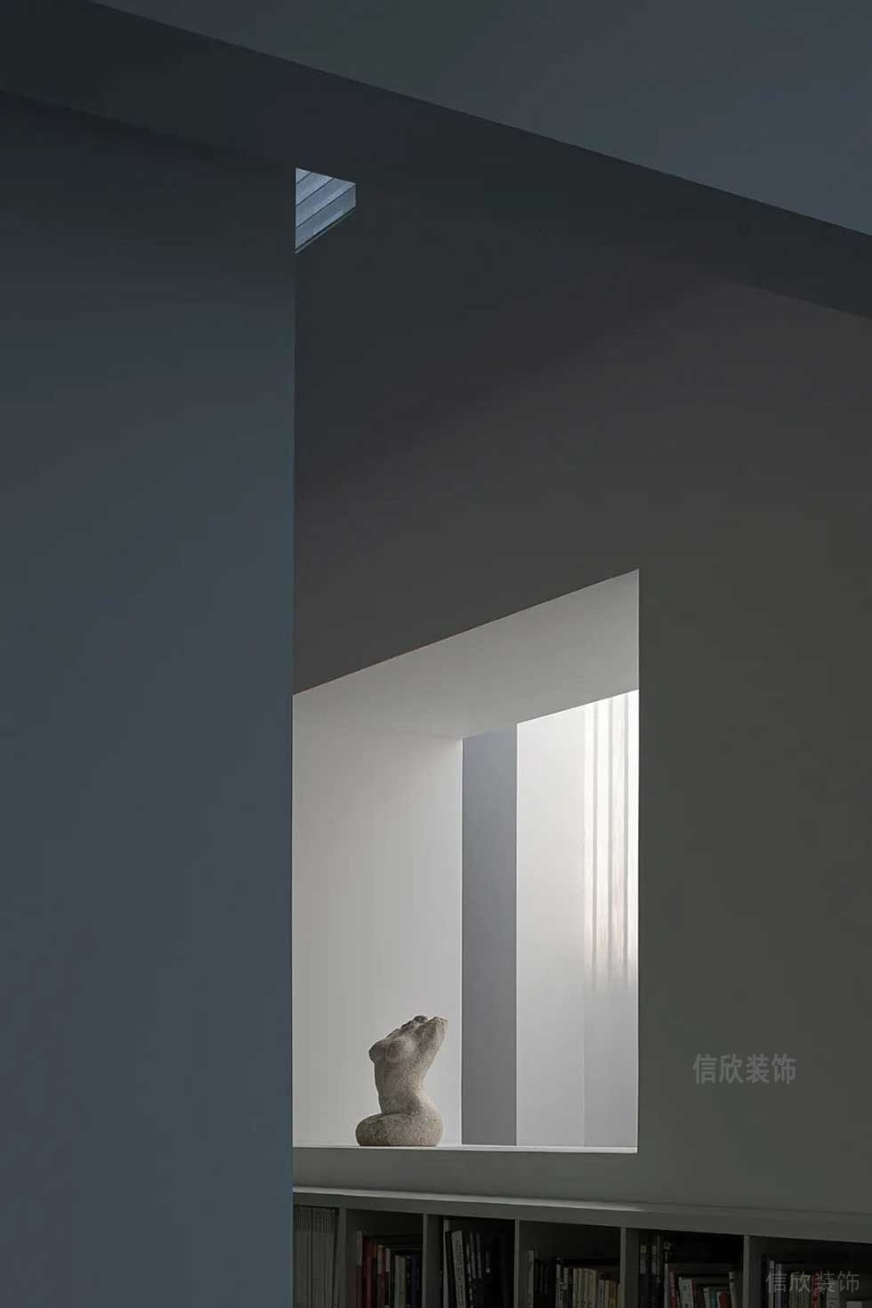 極簡(jiǎn)風(fēng)格企業(yè)辦公室過(guò)道藝術(shù)雕塑效果圖