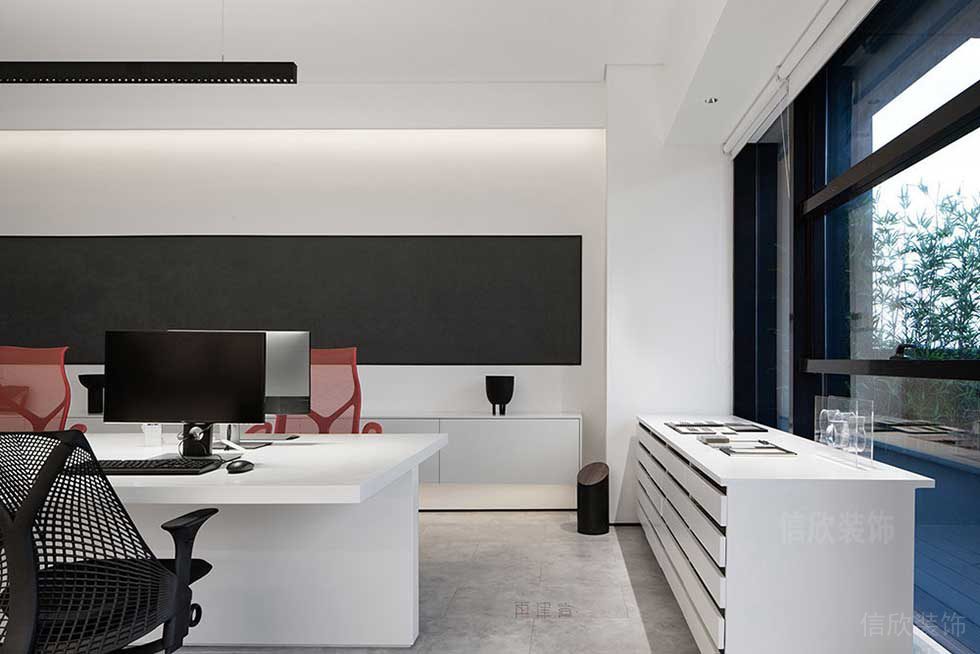 極簡(jiǎn)風(fēng)格公司案例辦公區(qū)裝修圖