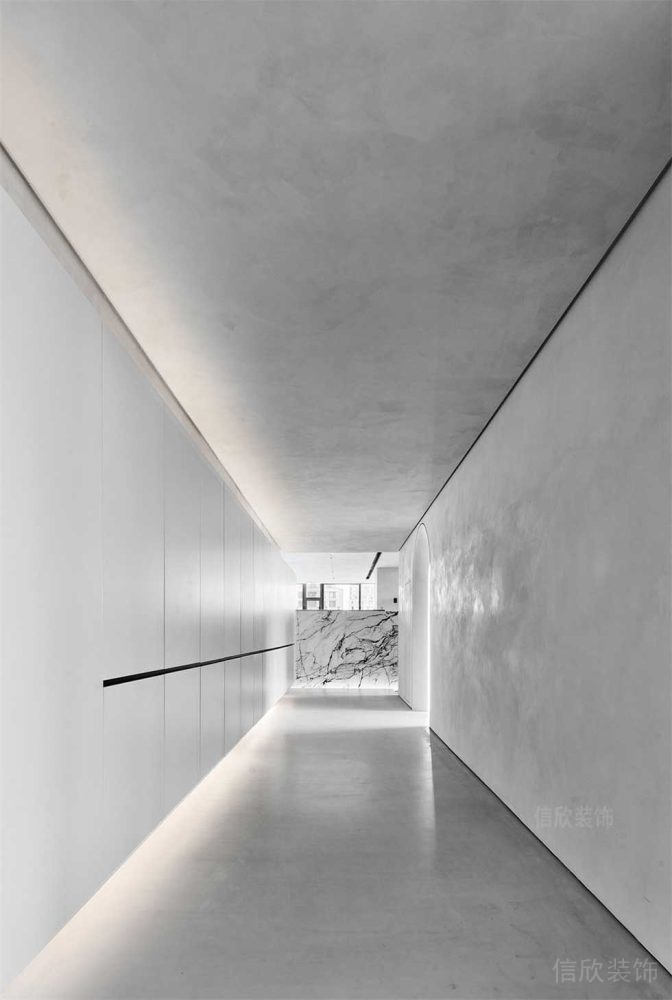 極簡(jiǎn)風(fēng)格寫字樓案例走廊裝修圖