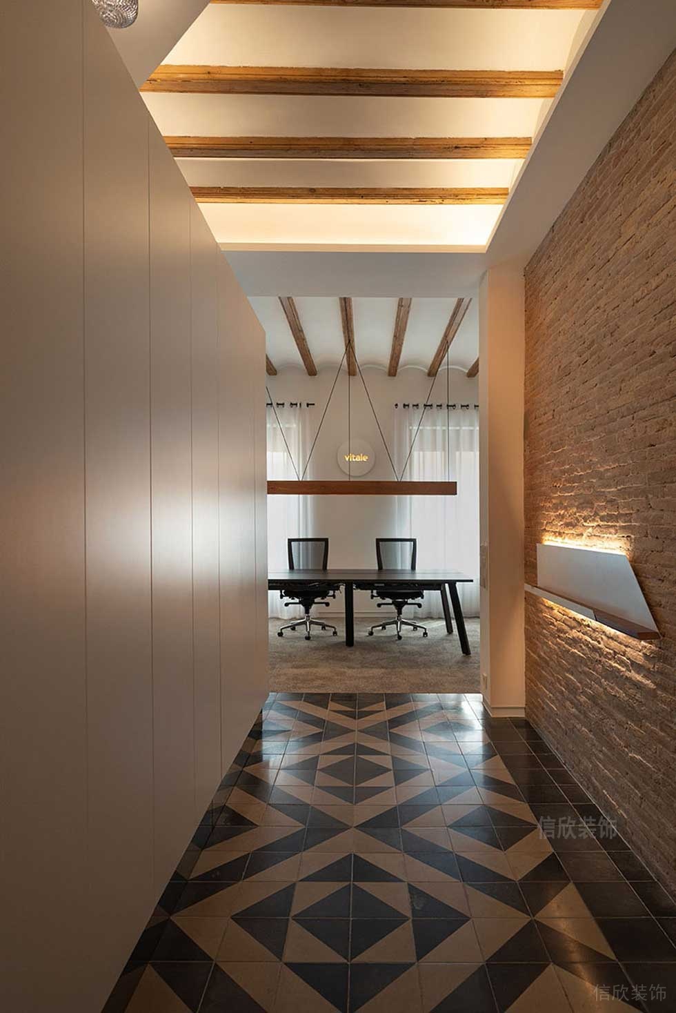 過道工作室裝修設(shè)計圖紅磚復(fù)古裝修燈飾設(shè)計圖