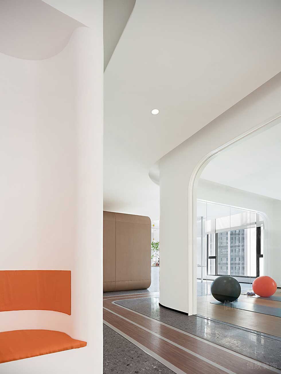 簡(jiǎn)約風(fēng)格辦公空間瑜伽健身活動(dòng)廳裝修圖