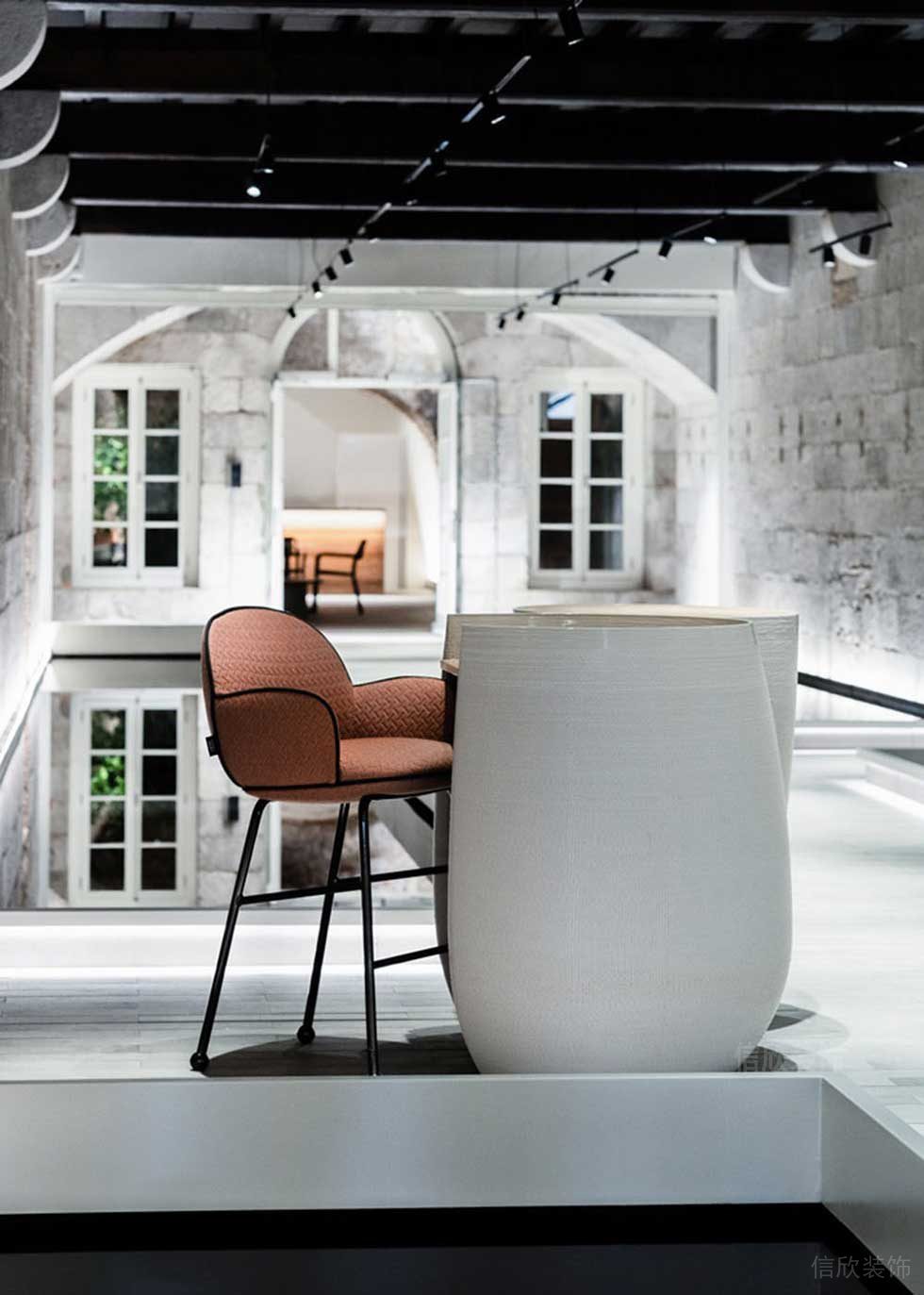 簡(jiǎn)約風(fēng)格辦公室吧臺(tái)休閑區(qū)裝修圖