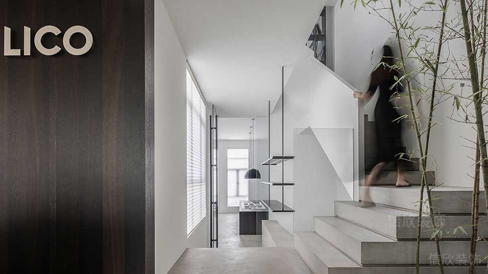 簡約風(fēng)格辦公室樓梯空間設(shè)計(jì)圖