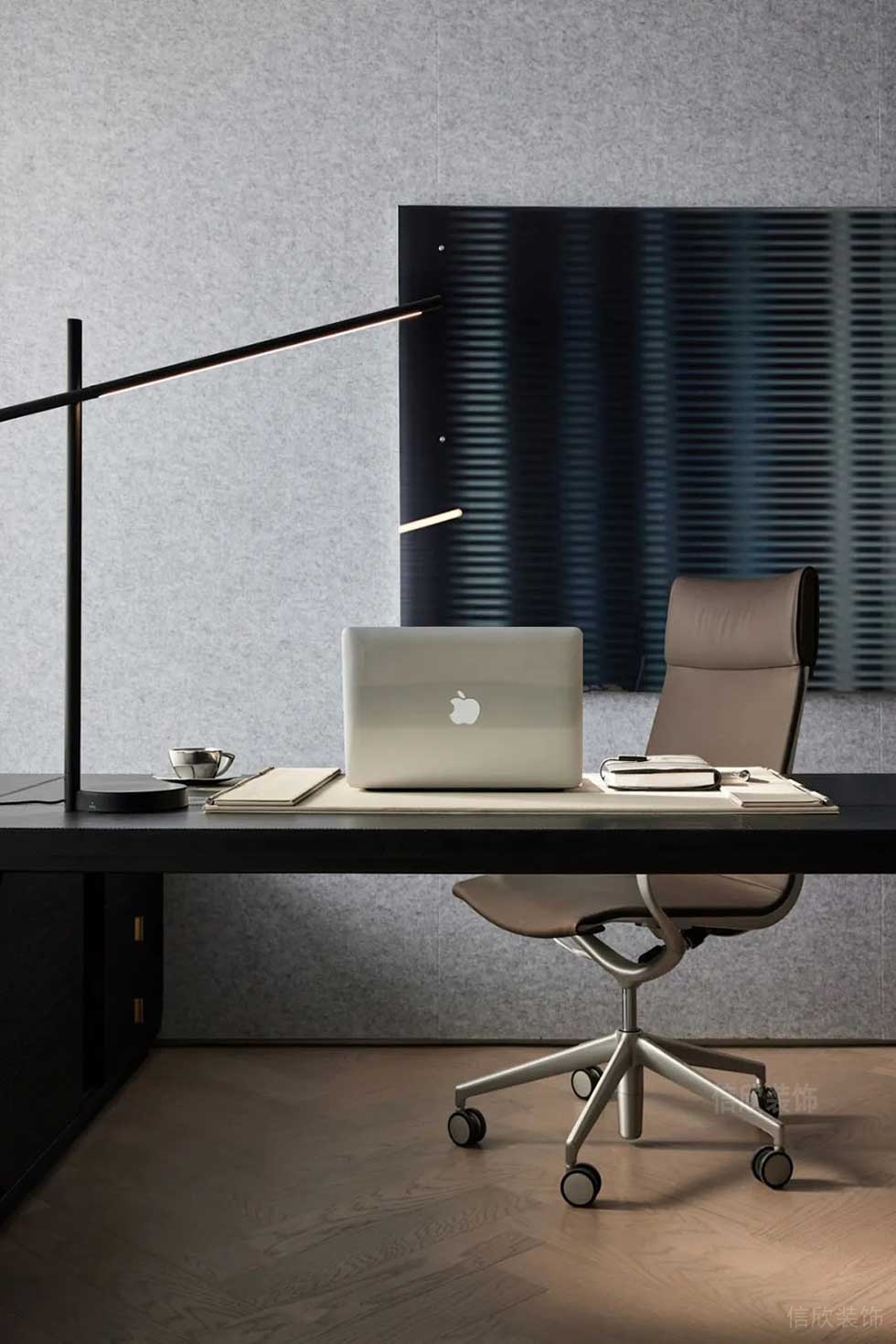 簡(jiǎn)約風(fēng)格公司總監(jiān)辦公室裝修圖