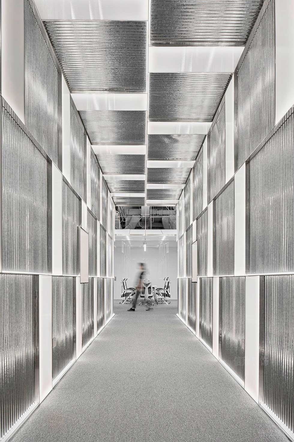 現(xiàn)代風(fēng)格辦公室不銹鋼飾面板燈光藝術(shù)走廊設(shè)計(jì)圖