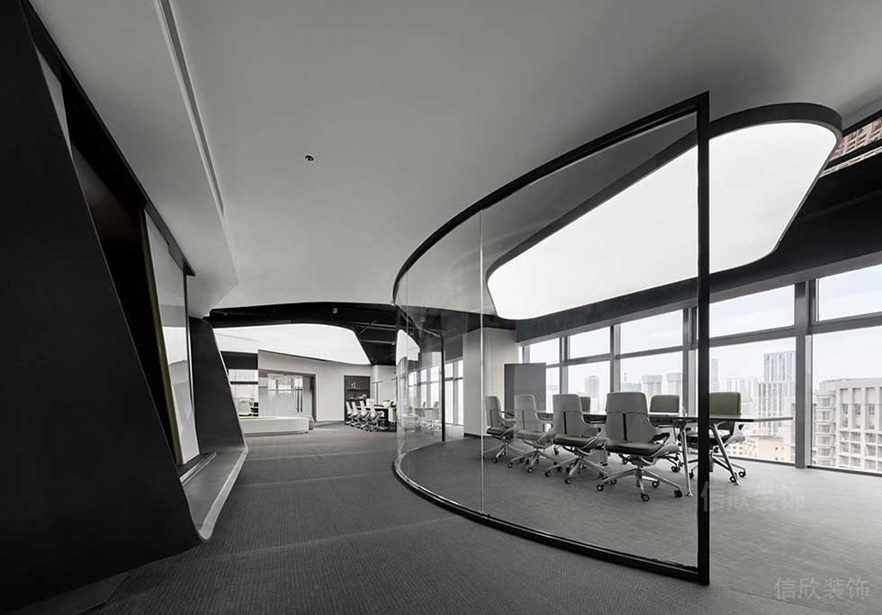 現(xiàn)代風(fēng)格辦公室裝修案例會(huì)議室過道效果圖