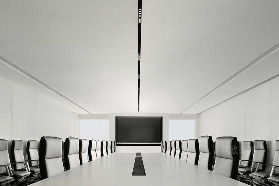 現(xiàn)代簡約風格辦公空間商務(wù)大型會議室效果圖