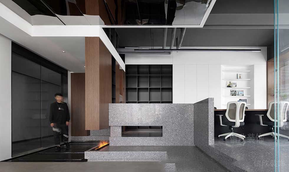 現(xiàn)代簡(jiǎn)約風(fēng)格辦公室過(guò)廊臺(tái)階裝修圖