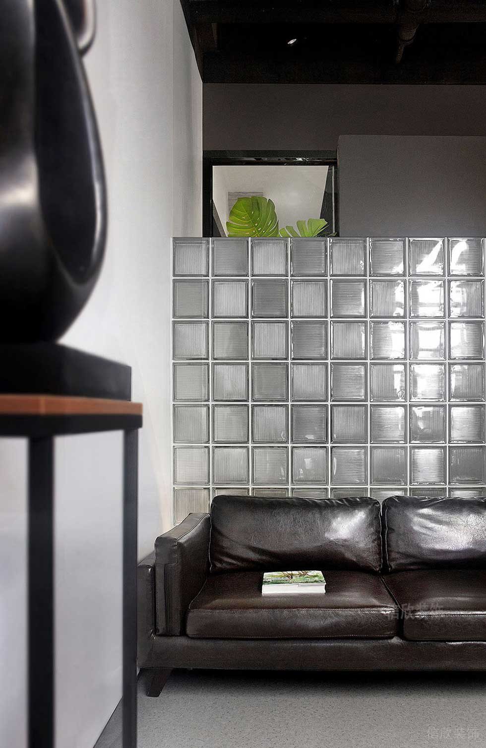 現(xiàn)代簡(jiǎn)約風(fēng)格辦公室休息區(qū)設(shè)計(jì)圖