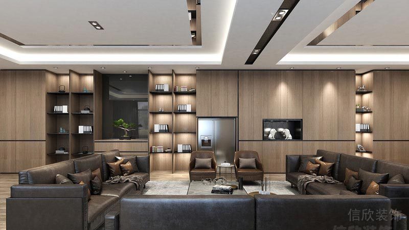 透明的玻璃隔斷不僅增加了采光，還延伸的空間感。