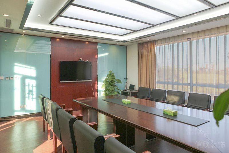 龍華辦公室裝修開會(huì)區(qū)實(shí)景圖