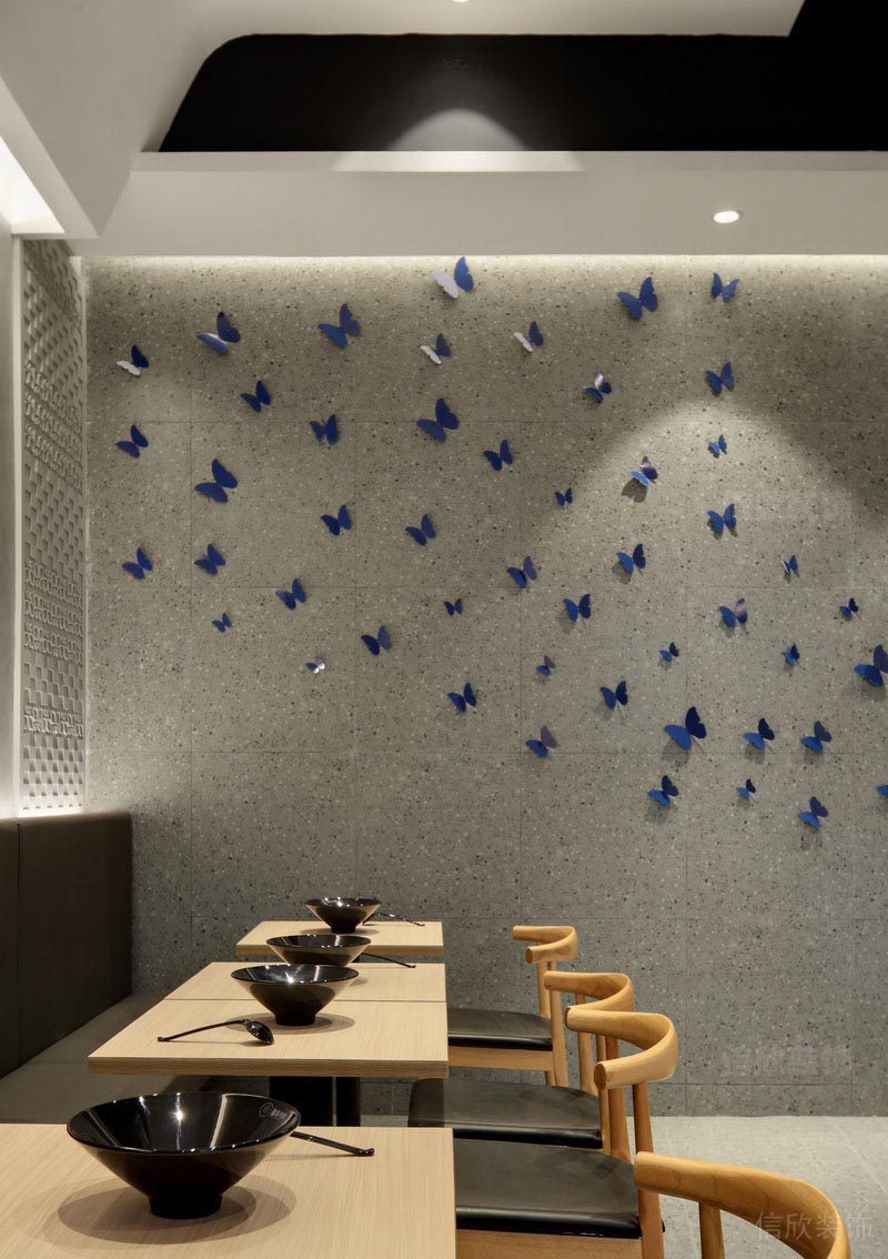 深圳華強(qiáng)北餐飲裝修設(shè)計(jì)公司案例墻面掛飾