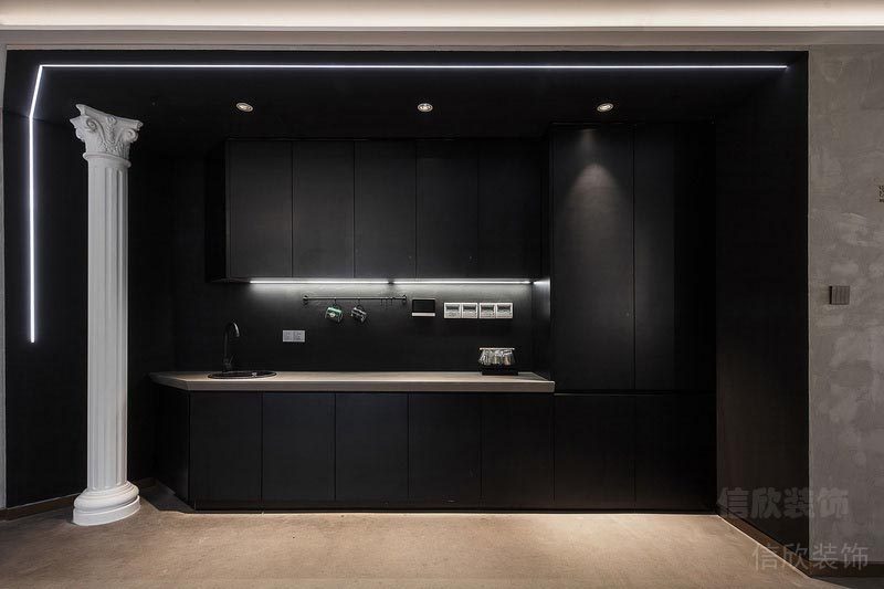 深圳南山現(xiàn)代工業(yè)風(fēng)設(shè)計(jì)公司辦公室裝修茶水柜木飾面 深圳南山現(xiàn)代工業(yè)風(fēng)設(shè)計(jì)公司辦公室裝修茶水柜木飾面