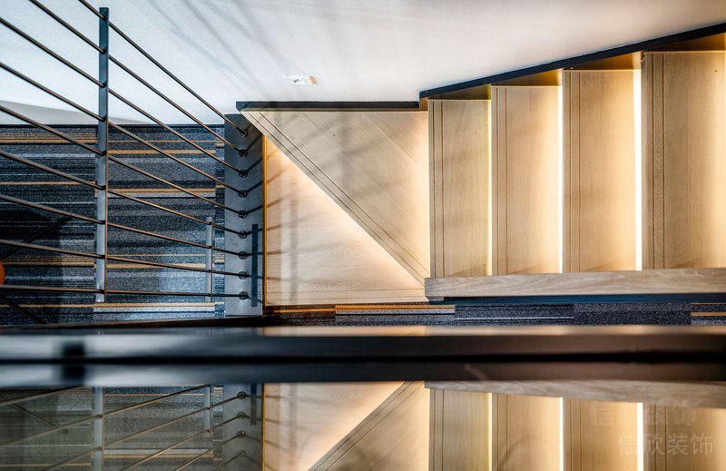 深圳羅湖辦公室裝修設(shè)計(jì)樓梯圖