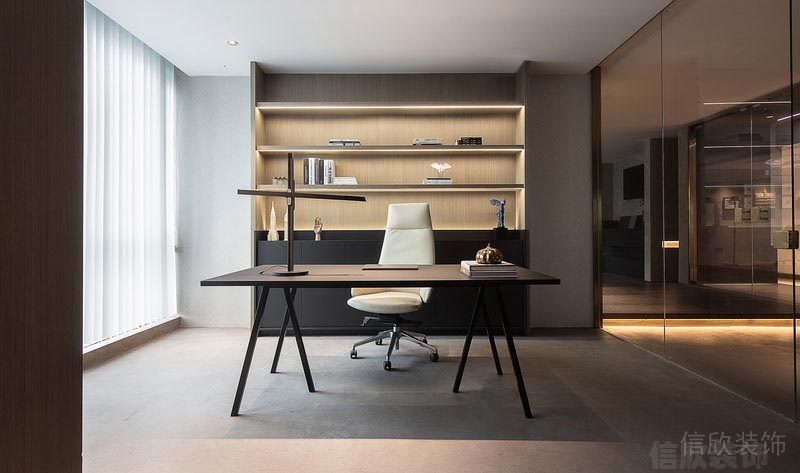 深圳南山現(xiàn)代工業(yè)風(fēng)設(shè)計(jì)公司辦公室裝修主任辦公室 深圳南山現(xiàn)代工業(yè)風(fēng)設(shè)計(jì)公司辦公室裝修主任辦公室