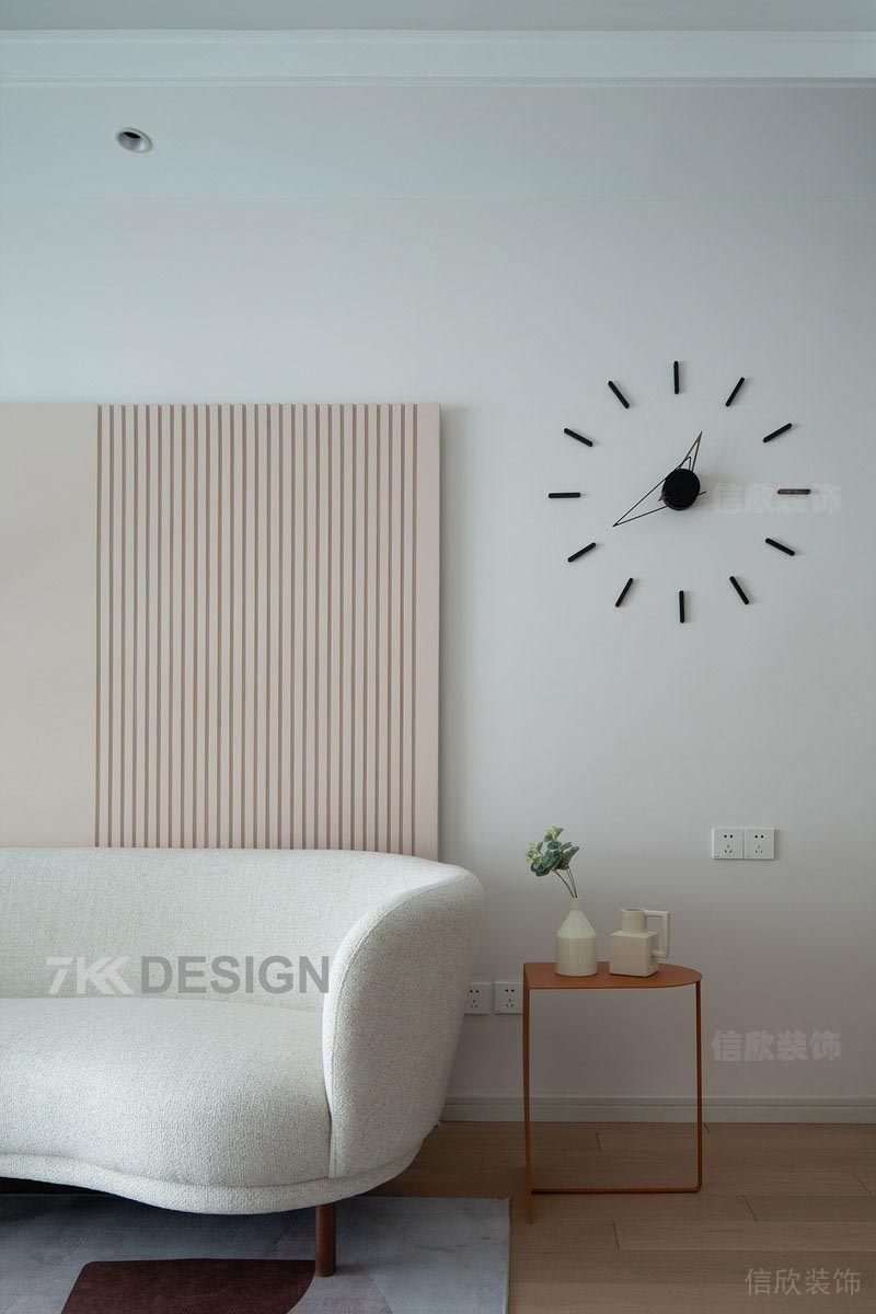 現(xiàn)代客廳沙發(fā)背景實(shí)木波浪板效果圖